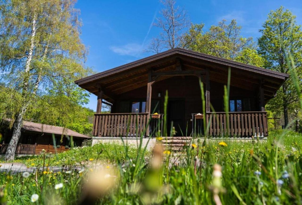 Villaggio Anemone - Chalet Mirtillo Capanne di Sillano Exterior photo